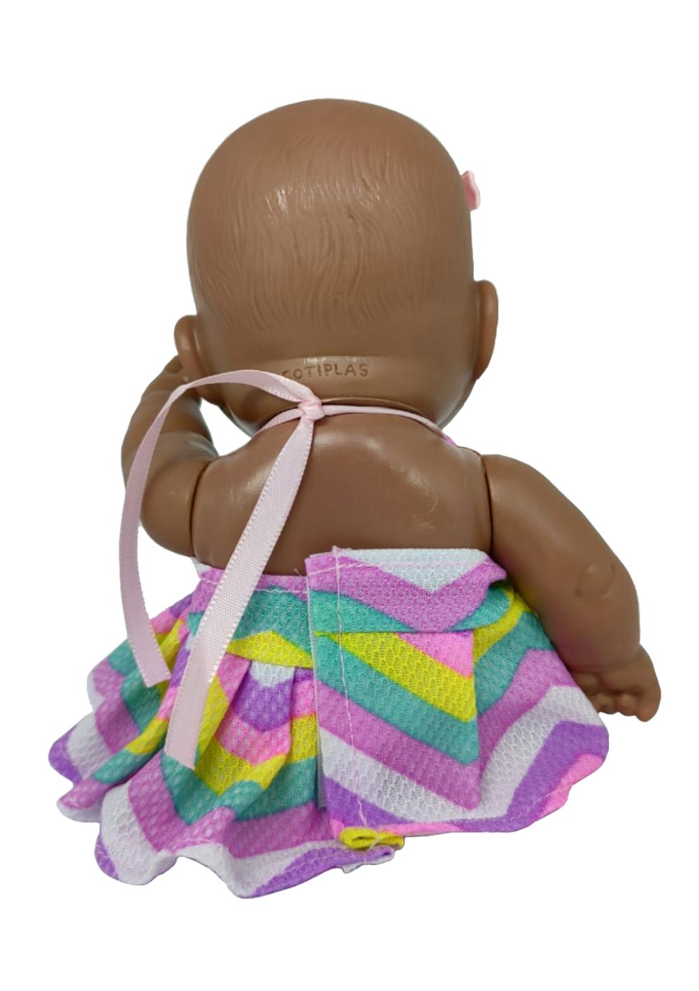 Boneca Nenequinha Negra - Super Toys