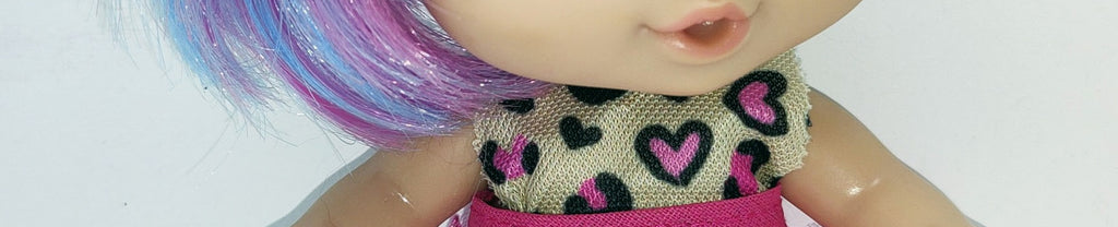 Boneca Rainbow Baby Fashion Cabelo Azul e Rosa 858 - Bambola