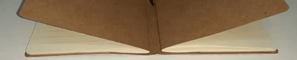 Caderno Brochura Happy Mia 21 X 14,5 cm 72 Folhas Pautada e Lisa - CDD9801